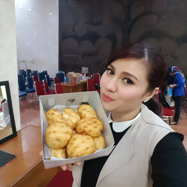 7 Artis Indonesia yang Kuliah sampai S3, Terbaru Ashanty Ingin Jadi Dosen