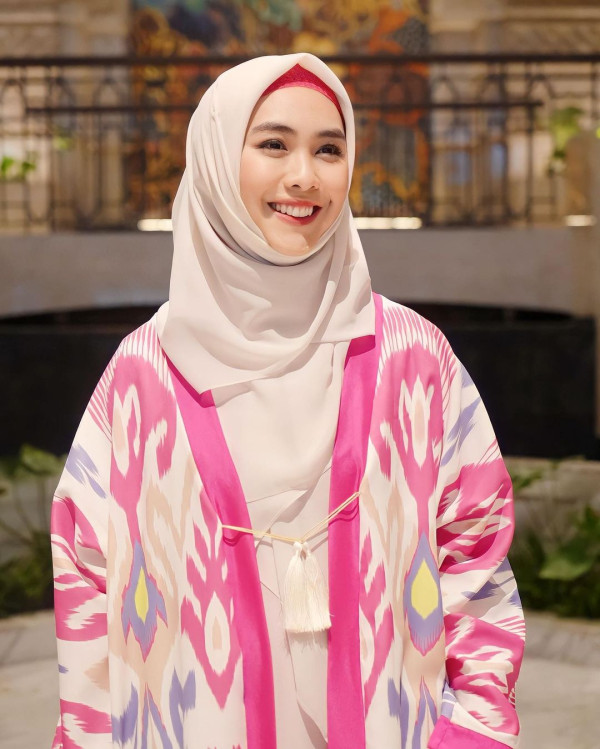 7 Artis Indonesia yang Kuliah sampai S3, Terbaru Ashanty Ingin Jadi Dosen