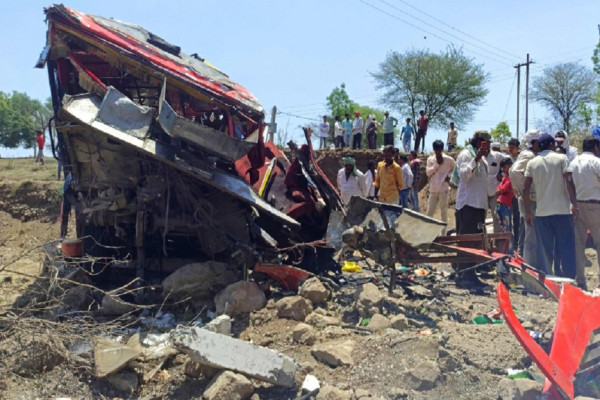9 Kecelakaan Bus Terparah di India, Nomor 6 Angkut Rombongan Pernikahan yang Jatuh ke Sungai