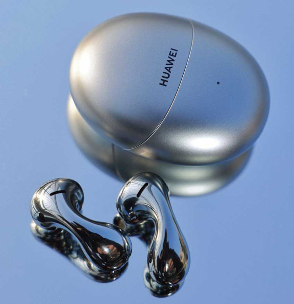 Huawei Hadirkan FreeBuds 5, TWS Estetik dengan Kualitas Audio Papan Atas