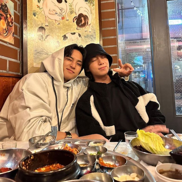 Jungkook BTS dan Mingyu Seventeen Live Bareng Jam 4 Pagi, Bikin Penggemar Kaget