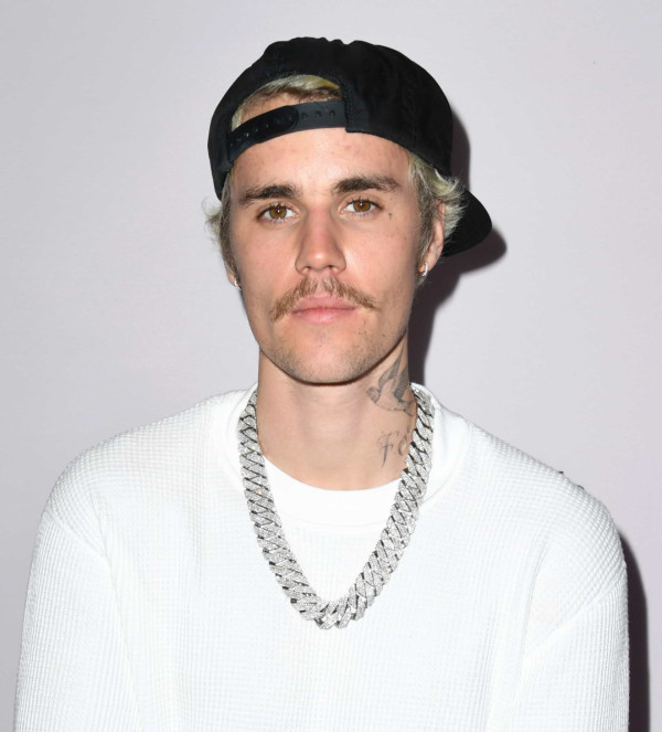7 Artis Hollywood Ini Ketahuan Berbohong, Justin Bieber Ngaku Punya Jet Pribadi