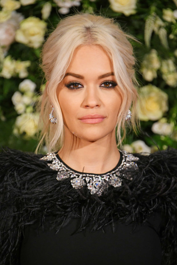 7 Artis Hollywood Ini Ketahuan Berbohong, Justin Bieber Ngaku Punya Jet Pribadi