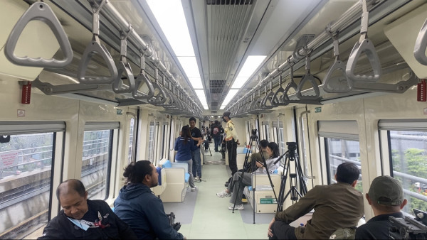 Begini Sensasi Naik LRT Jabodebek Tanpa Masinis dari Stasiun Dukuh Atas hingga Jati Mulya Bekasi