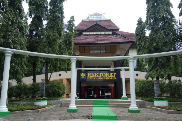 7 Kampus Negeri Favorit di Semarang, Tak Hanya Undip!