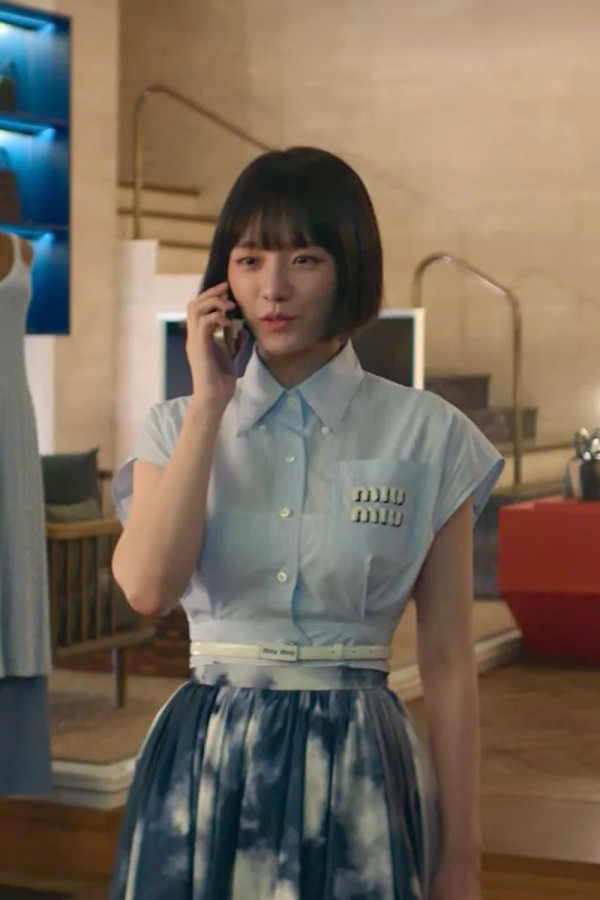 14 Harga Outfit Park Gyu-Young dalam Drakor Celebrity