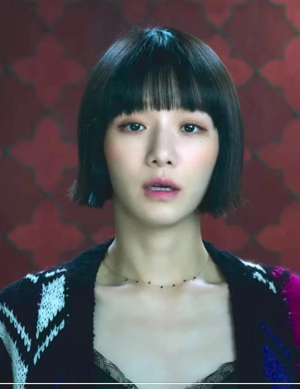 14 Harga Outfit Park Gyu-Young dalam Drakor Celebrity