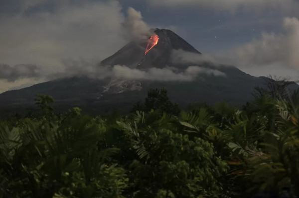 5 Tanda Bahaya Gunung Akan Meletus, Kenali dan Pahami!