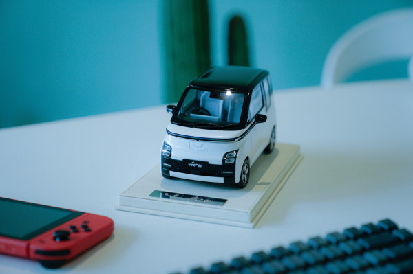Siap Kasih Hadiah, Wuling Cari Cerita Seru Pemilik Mobil Listrik Wuling Air ev