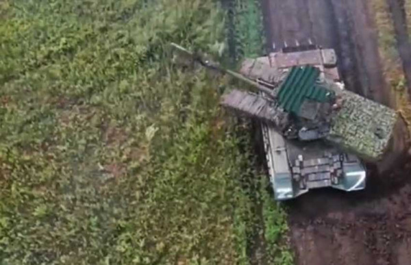 Rusia Eksperimen dengan Tank T-72 Ural, Gunakan Turret Mirip Leopard 2
