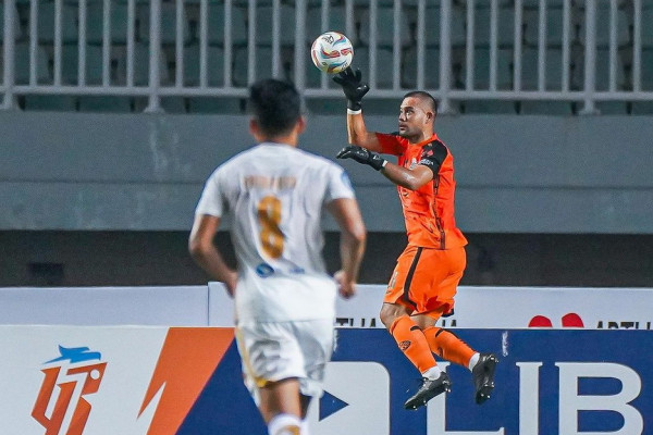 Sajikan Permainan Ketat, Persija dan Persikabo 1973 Gagal Cetak Gol