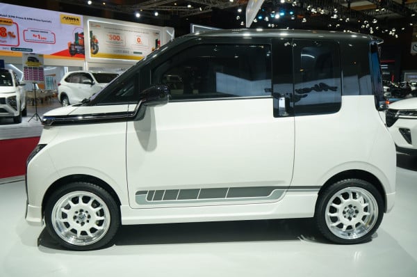 Wuling Suntik Tren Elektrifikasi di OLX Autos IMX 2023