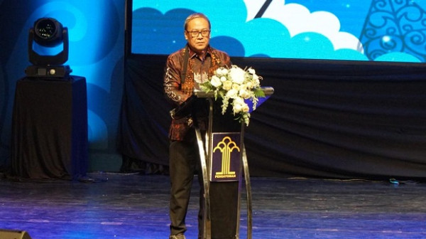 Kemenkumham Berikan Penghargaan untuk Sri Sultan Hamengkubuwono X