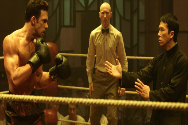 10 Film Action Terbaik yang Dibintangi Aktor Underrated