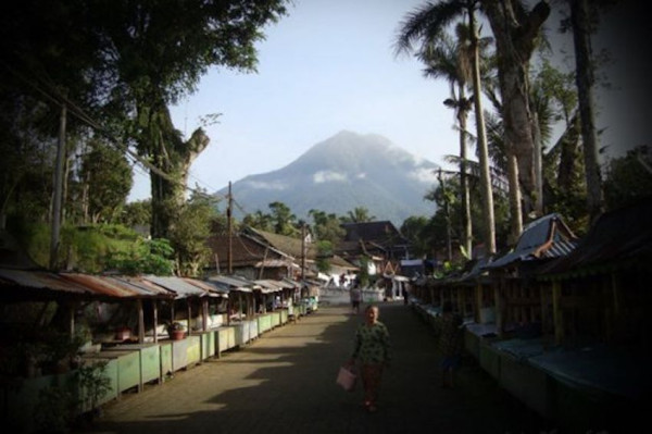 5 Tempat Wisata yang Rutin Dijadikan Ritual Malam 1 Suro, Nomor 3 Kerap Dikaitkan Pesugihan