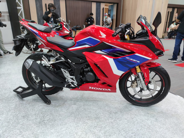 Daftar Harga Motor Sport Honda Terbaru Juli 2023