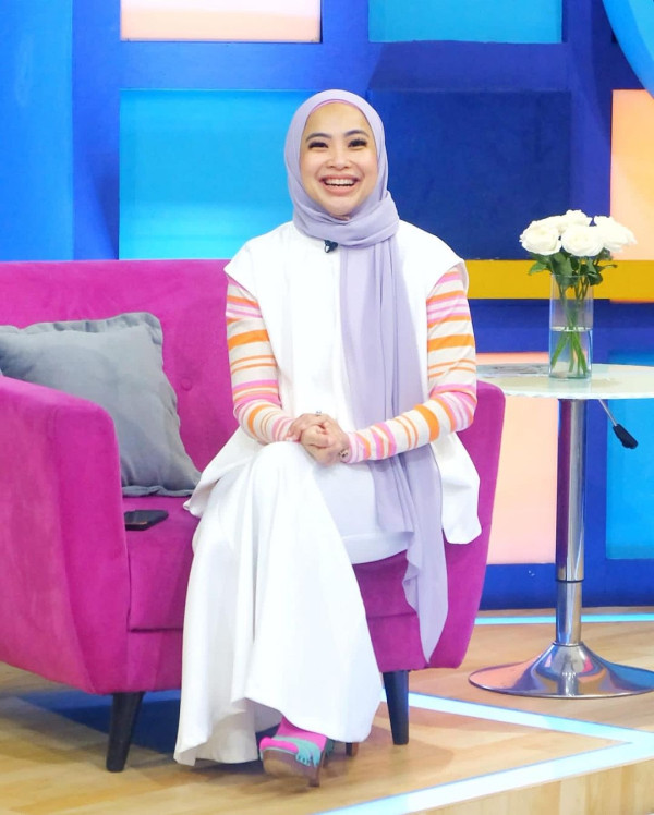 10 Artis Indonesia Lulusan UI, Dian Sastrowardoyo Ambil Jurusan Fakultas Ilmu Pengetahuan Budaya