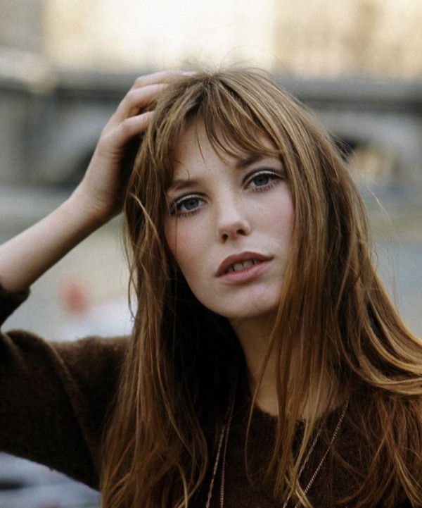 5 Potret Jane Birkin saat Muda yang Jadi Inspirasi Tas Hermes