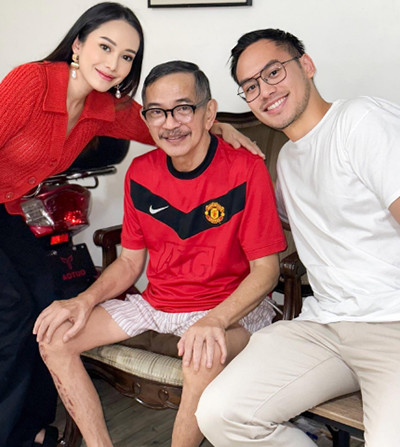 Ray Sahetapy Jatuh Sakit dan Tubuhnya Makin Kurus, sang Menantu Minta Doa