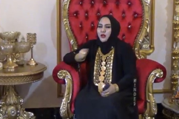 Wanita Muda Beli Tas Berlapis Emas Rp553 Juta Bikin Gempar Makassar
