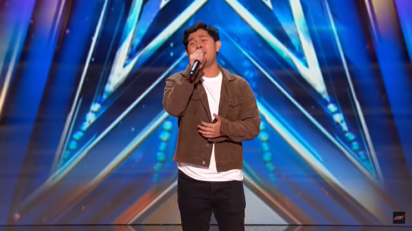 5 Potret Cakra Khan di America's Got Talent, Suara Seraknya Dipuji Juri Seksi