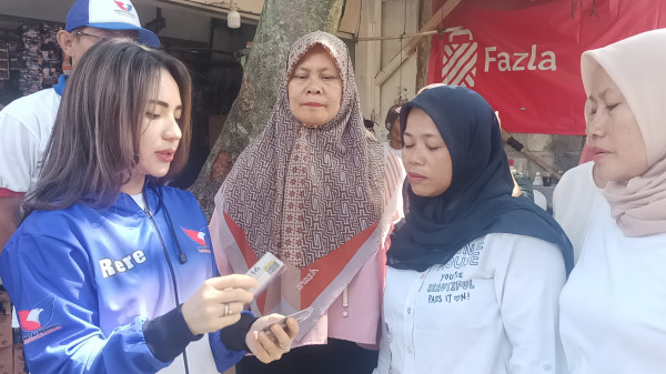 Baja Perindo Bersama Perindo Depok Sapa Warga dan Sosialisasikan KTA Asuransi di Mampang