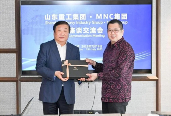 Hary Tanoe Berdiskusi dengan Chairman/CEO Weichai Group