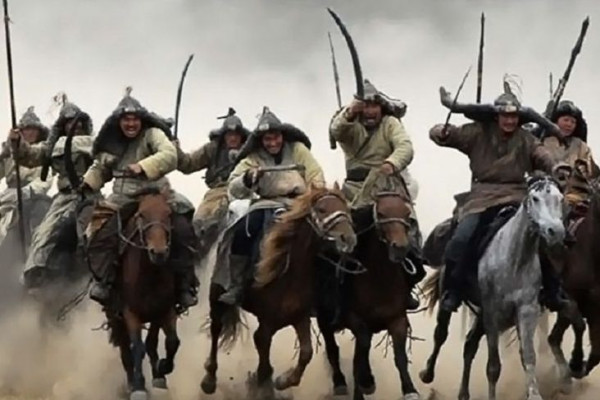 Kisah 200 Kapal Perang Mongol Dikirim ke Singasari Usai Utusan Dipotong Telinganya oleh Raja Kertanegara