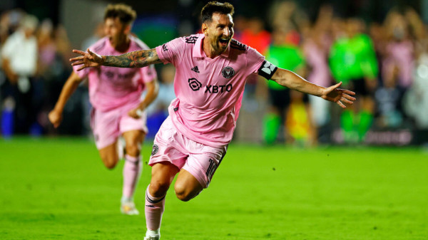 3 Megabintang Sepak Bola yang Mencetak Gol di Laga Debut