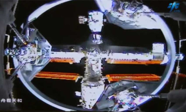 2 Astronot Shenzhou 16 Tuntaskan Misi Spacewalk Pertama, 8 Jam Bertugas di Luar Stasiun Luar Angkasa