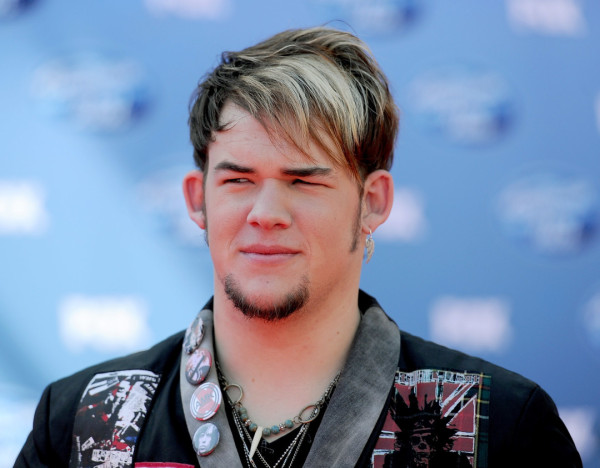 7 Artis Hollywood yang Idap Autisme, Nomor 3 Dikira Alami Kerusakan Otak