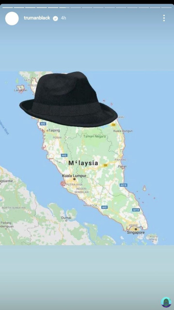 Usai Dikecam Gegara Ciuman Sesama Jenis, Matty Healy Posting Peta Malaysia Ditutupi Topi Fendora