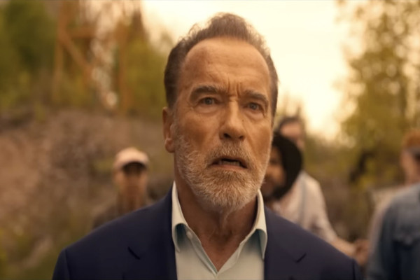 Super Badass, 10 Aktor Sepuh Ini Masih Berakting di Film Action