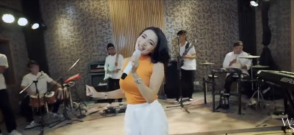 Tembus 25 Juta Penonton, Lagu Shopee Aa Versi Sunda Wika Salim Langsung Viral