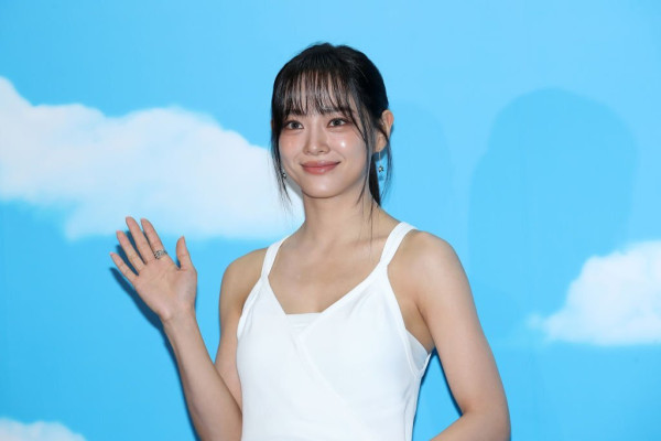 7 Artis Korea yang Dibesarkan oleh Ibu Tunggal, Kim Soo Hyun Ditinggal Ayah Sejak Kecil