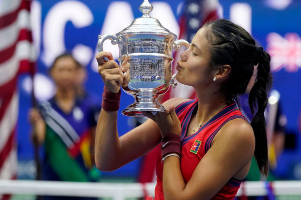 Kisah Emma Raducanu, Dipuja Ketika Juara, Dihujat saat Terpuruk