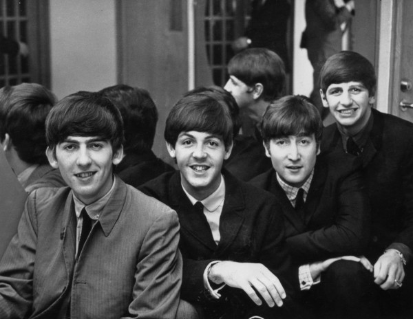 10 Artis Hollywood Dilarang Masuk ke Sejumlah Negara, Terbaru The 1975 Diboikot Malaysia
