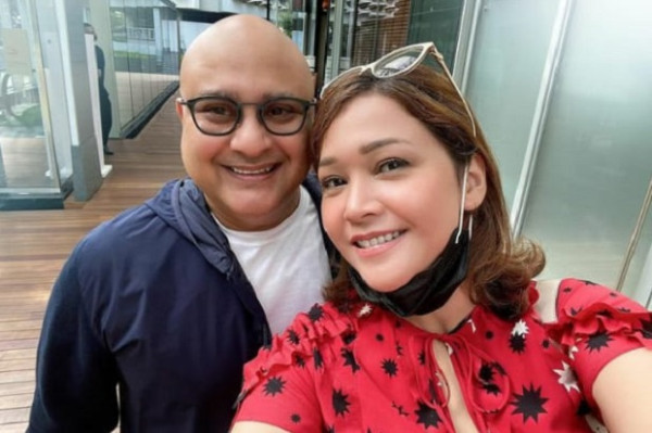 7 Artis yang Tak Pernah Cek HP Suami, Nomor 5 Alasannya Teringat Pesan sang Ayah