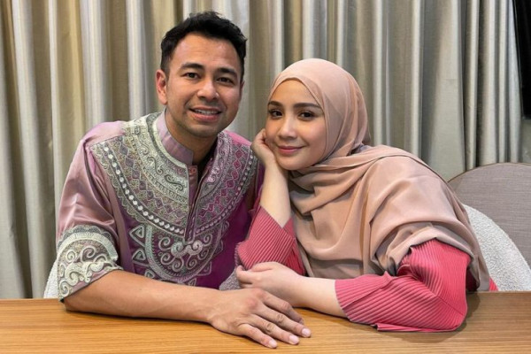 7 Artis yang Tak Pernah Cek HP Suami, Nomor 5 Alasannya Teringat Pesan sang Ayah