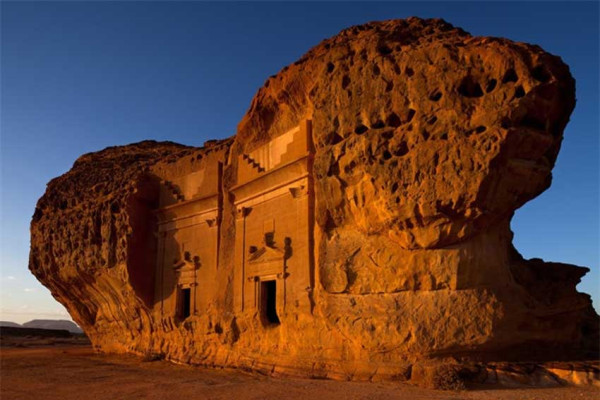 Ini 4 Bangunan Inti di Kota Terkutuk Madain Saleh