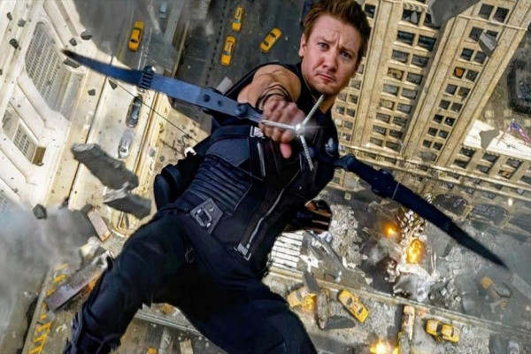9 Aktor Film Action Ini Melakukan Adegan Berbahaya Seorang Diri