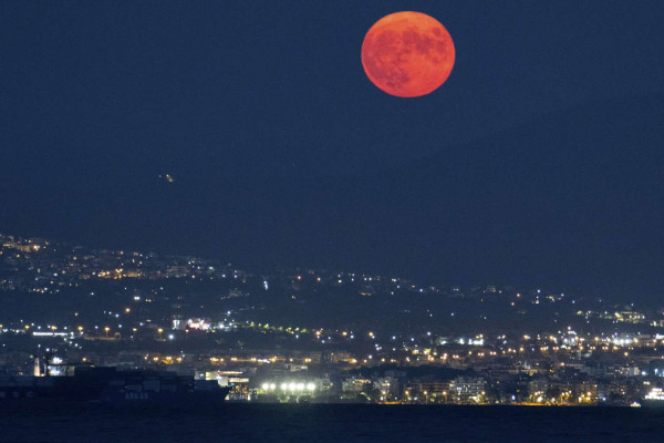 Fenomena Supermoon Sturgeon Bakal Nongol Dua Kali di Agustus 2023, Ini Perkiraan Waktunya