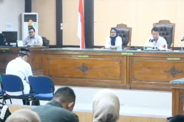 Sidang Putusan Kasus Pembunuhan di PN Muara Enim Ricuh, Ibu Korban Berteriak Histeris