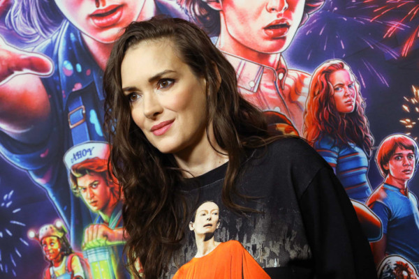 10 Artis Hollywood yang Namanya Berdasarkan Kota dan Negara
