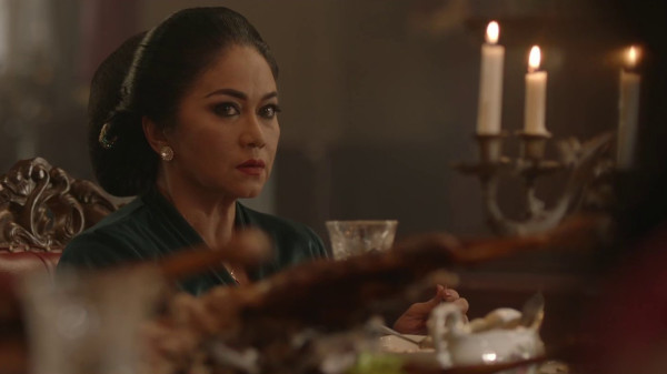 CERMIN: Suzzanna (juga Luna Maya) adalah Magma Perfilman Indonesia