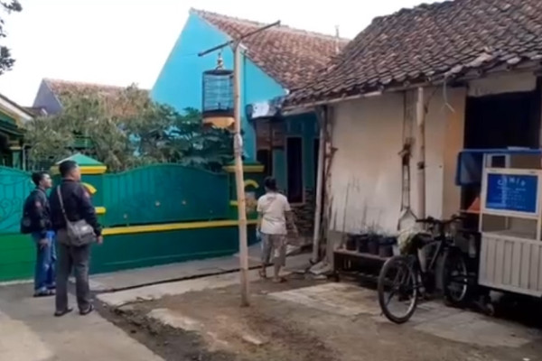 Tasikmalaya Gempar! Hujan Deras Hanya Mengguyur 1 Rumah Warga saat Kemarau