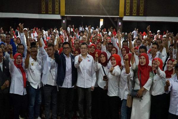 Hadir di Sumatera Barat, Hary Tanoesoedibjo Pimpin Langsung Konsolidasi Perindo