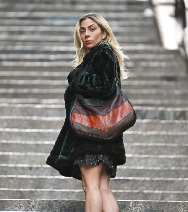 7 Artis Hollywood Ini Terlihat Lebih Tua dari Usianya, Wajah Lady Gaga Boros