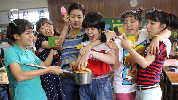 10 Film Korea Komedi Rating Tertinggi di MyDramaList, Mayoritas di Atas 5 Juta Penonton