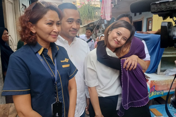 Momen Bacaleg Perindo Dian Mirza Salurkan Klaim KTA Berasuransi ke Warga Cengkareng